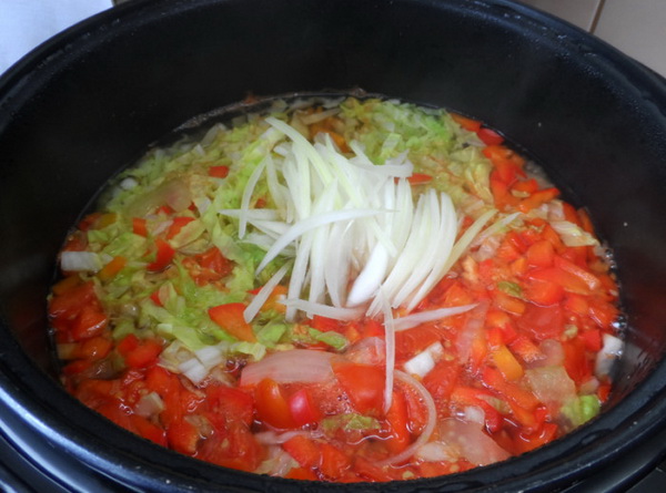 Суп для похудения с сельдереем и помидорами