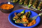 Кабачки-лодочки, запеченные в духовке с овощами