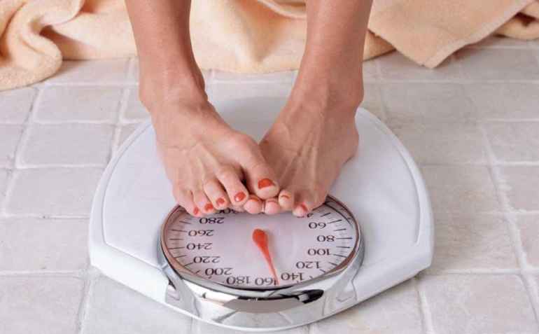 На сколько килограмм в месяц безопасно худеть