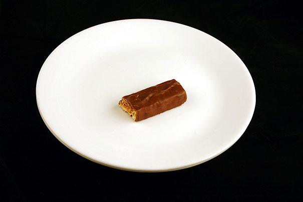 шоколадный батончик Snickers