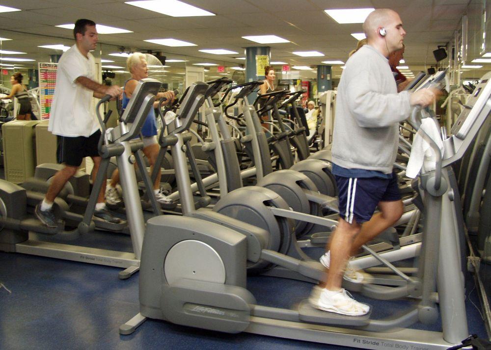 упражнения в тренажерном зале для похудения живота