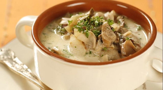 Десять диетических рецептов супа из брокколи: полезно и вкусно