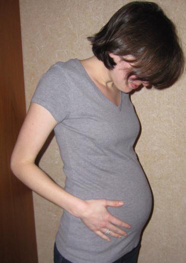 живот на 27 неделе беременности 